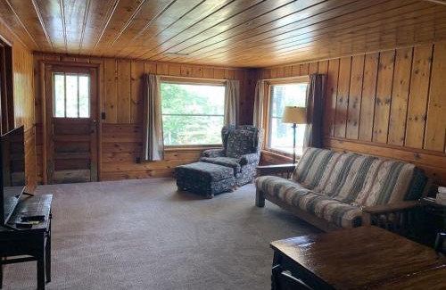 Woodruff House | Gresham Shores-Hungry Bear