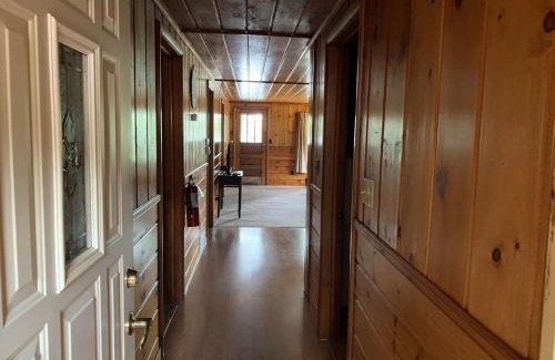 Woodruff House | Gresham Shores-Hungry Bear