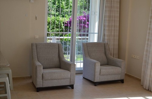 Fethiye City Center Apartment | Ground Floor Apartment on a private complex with gardens and swimming pool