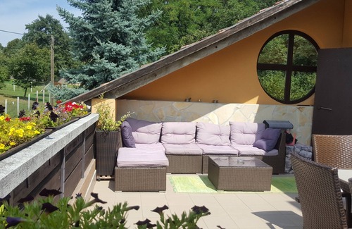 Sukoro House | Guesthouse with lake views on Lake Velence, nature in a romantic country house