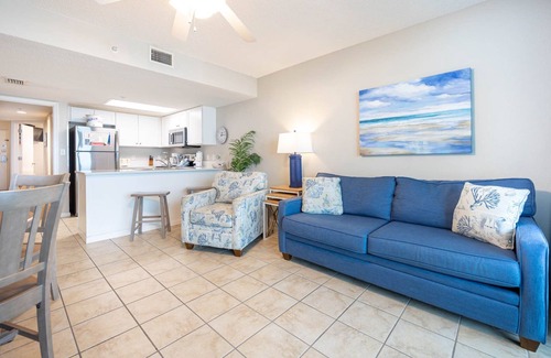 Gulf Shores Condo | GULF FRONT Hotel Suite! It is just like a CONDO! Phoenix Hotels