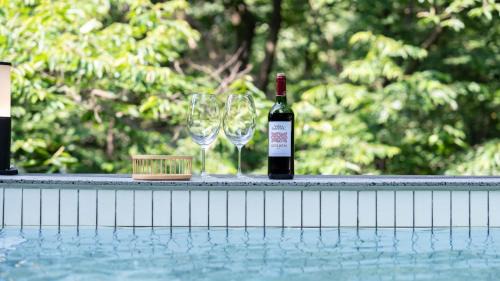 Gwangju House | gwangju chez pompom dokchae poolvilla