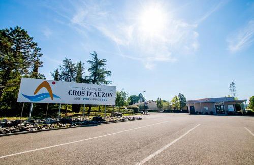 Saint-Maurice-dʼArdeche Hotel | Hôtel du cros d'Auzon