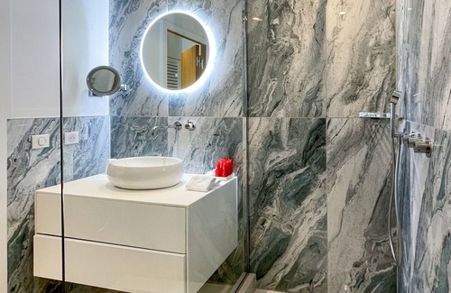 Saint-Tropez City Centre Hotel | Hôtel Le Mouillage