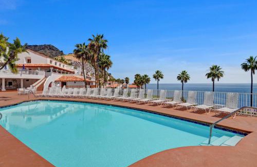 Avalon House | H1151 Hamilton Cove Villa 11-51
