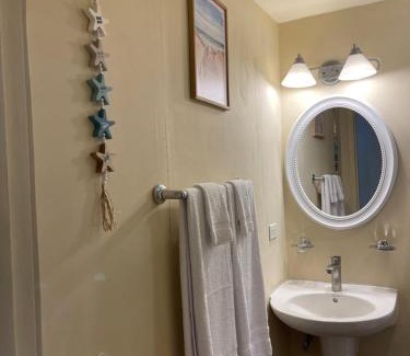 Antoneys Cay Hotel | Habitacion triple