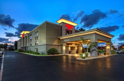 Baytown Hotel | Hampton Inn Houston Baytown