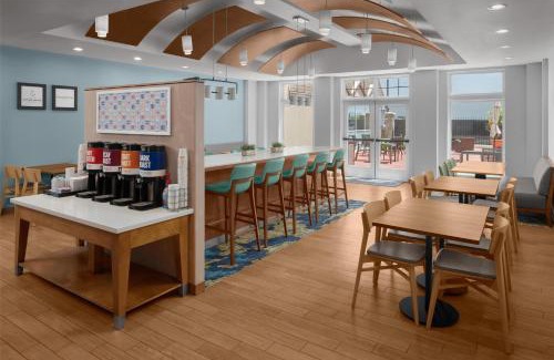 Lakeview Hotel | Hampton Inn & Suites Orem/Provo