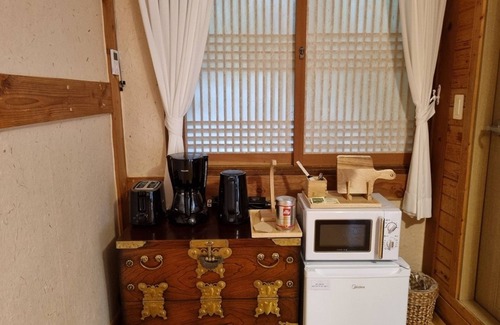 Jeonju House | Hanok goeul