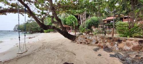 Karimunjawa Islands House | Haus Uweli