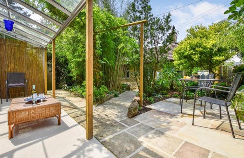 Kingscote House | Hayloft at Walnut Farm