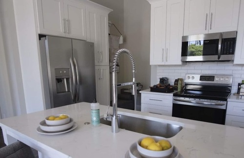 Woodstock Condo | Heart of Downtown Woodstock!