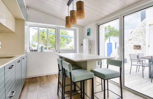 La Gueriniere Ski Chalet | Heated pool, garden, villa for 8 adults 2 children
