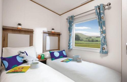 Bishop Auckland House | Heather View Leisure Park - Ivy Caravan 5