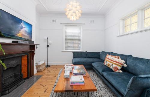 Orange House | Heritage on Hill - Refreshing Elegance