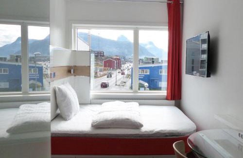 Nuuk Hotel | HHE Express