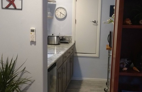 El Cerrito Bed & Breakfast | Hidden Oasis near San Diego State University