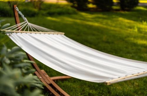 Highlands Hills House | Highlands Cabin with Views 5 Min to Downtown