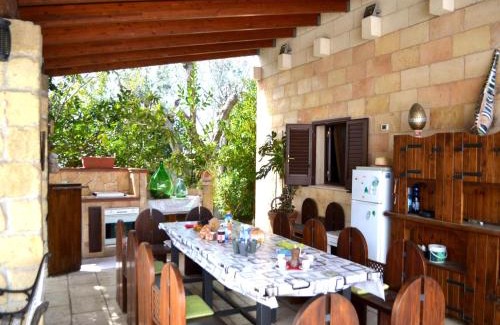 San Foca Villa | Hikari villa with equipped garden and parking space in the San Foca area