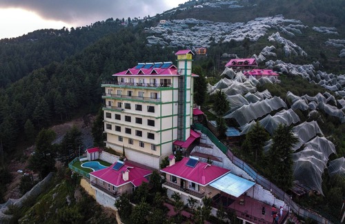 Theog Resort | Hilltop Resorts BY Fidato Lepere