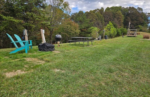 Logan RV Rental | Hocking Hills Store Campsite #1 (RV Site)