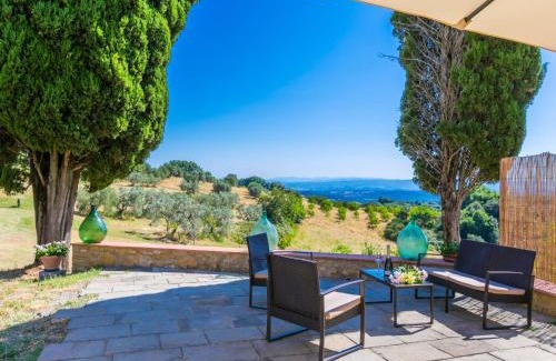 Castel San Gimignano House | Holiday Home Il Fienile di Leo by Interhome