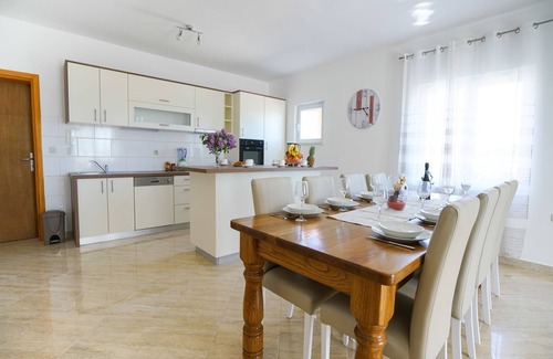 Skabrnja House | Holiday Home in Prkos with Private Pool