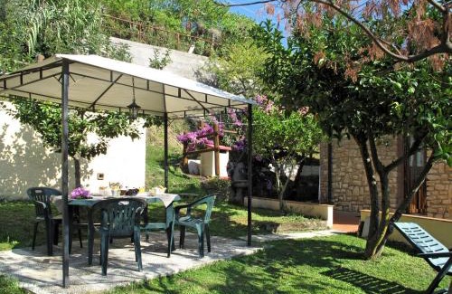 Corsanico House | Holiday Home La Gerla by Interhome
