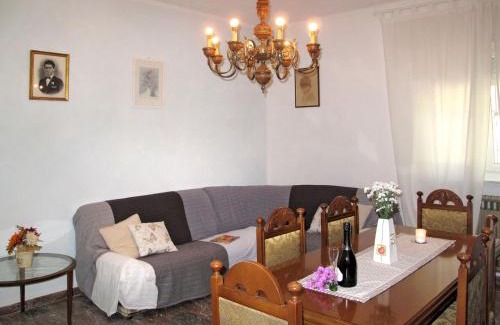 Corsanico House | Holiday Home La Gerla by Interhome