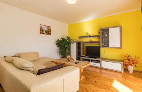 Sveta Katarina House | Holiday Home Larisa by Interhome