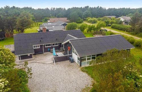 Grønhøj House | Holiday Home Lempi - 300m from the sea by Interhome