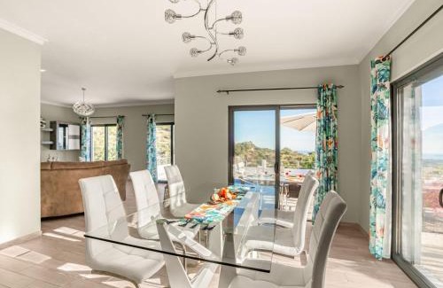 Estoi House | Holiday Home Sol e Mar by Interhome