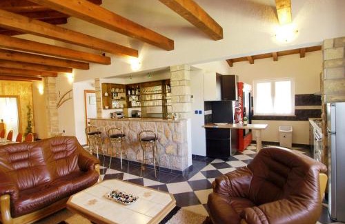 Krusevo House | Holiday Home Villa Ana by Interhome