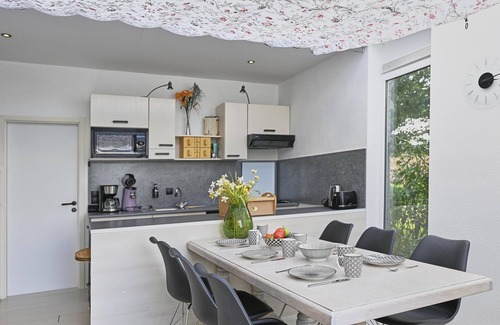 Stevensweert House | Holiday home with stunning water views