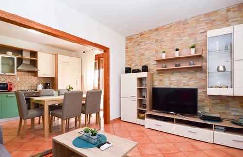 Melnica House | Holiday home with pool and children's playground