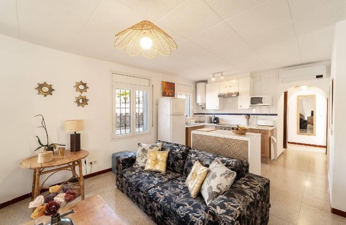Empuriabrava House | Holiday house Empuriabrava for 1 - 6 persons with 3 bedrooms - Holiday home