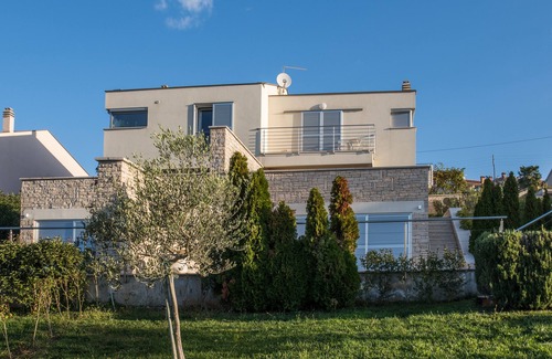 Brnobici House | Holiday house with pool and fantastic view of the sea