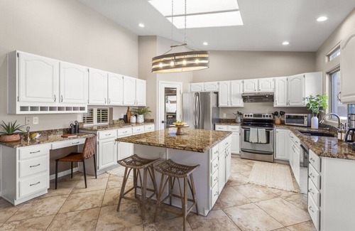Paradise Park Vista House | Home In One in Scottsdale near Golf and Shopping