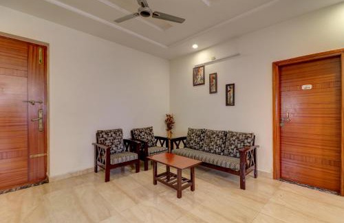 Kukatpalli Apartment | Homely 3BHK apartment in the heart of the city