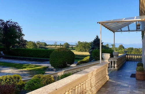 Bournos House | Homerez - Big house for 19 ppl. with swimming-pool, sauna and garden at Bourmos