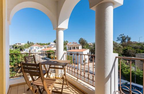 Vale de Covo Apartment | Host Wise - Lively Charming Apartment w Pool