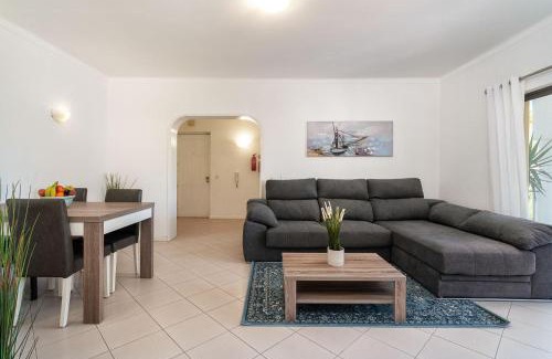 Vale de Covo Apartment | Host Wise - Lively Charming Apartment w Pool