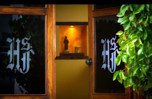 San Cristóbal Hotel | Hostal San Francisco
