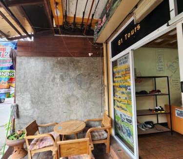 Old City Hostel | Hostel Baan Kuhn Yah โฮสเทลบ้านคุณย่า