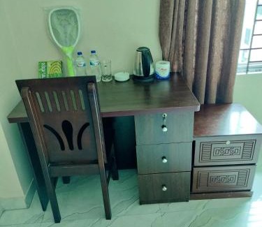 Basundhara Residential Area Hotel | Hotel Fully 富力宾馆 含早中晚中国餐