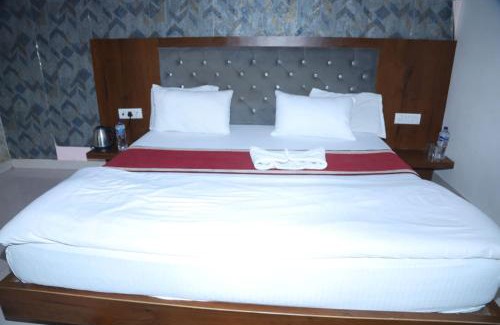Mathura Hotel | Hotel Gulmohar