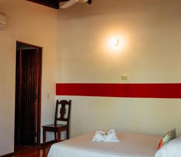 Junquillal Bed & Breakfast | Hotel Hibiscus Cabina 4