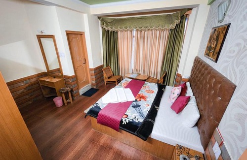 Manali Hotel | Hotel Jubilant Express