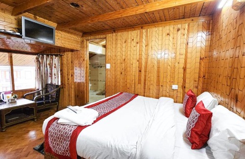 Manali Hotel | Hotel Jubilant Express