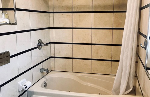Downtown Flagstaff Hotel | Hotel Monte Vista